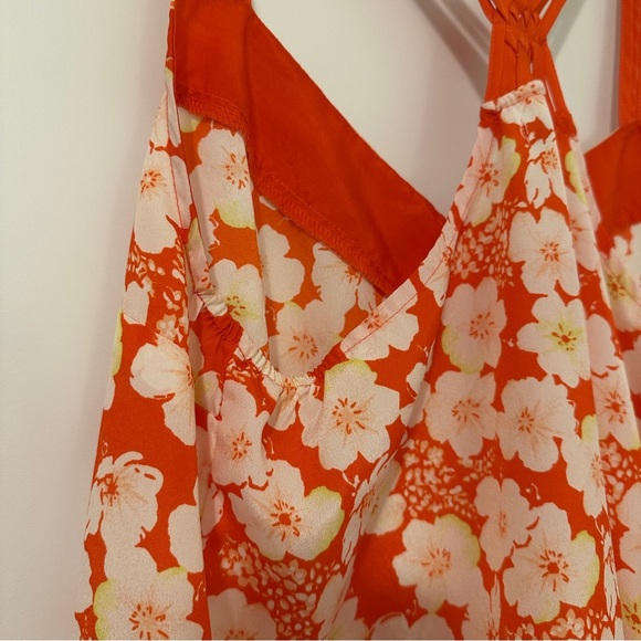 LC Lauren Conrad Orange White Floral Strappy Flowy Tank Top Size Medium Women’s - Picture 9 of 13